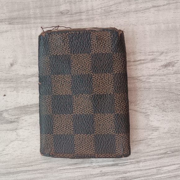 Louis vuitton 6 ring key holder damier ebene Authentic - Picture 3 of 10